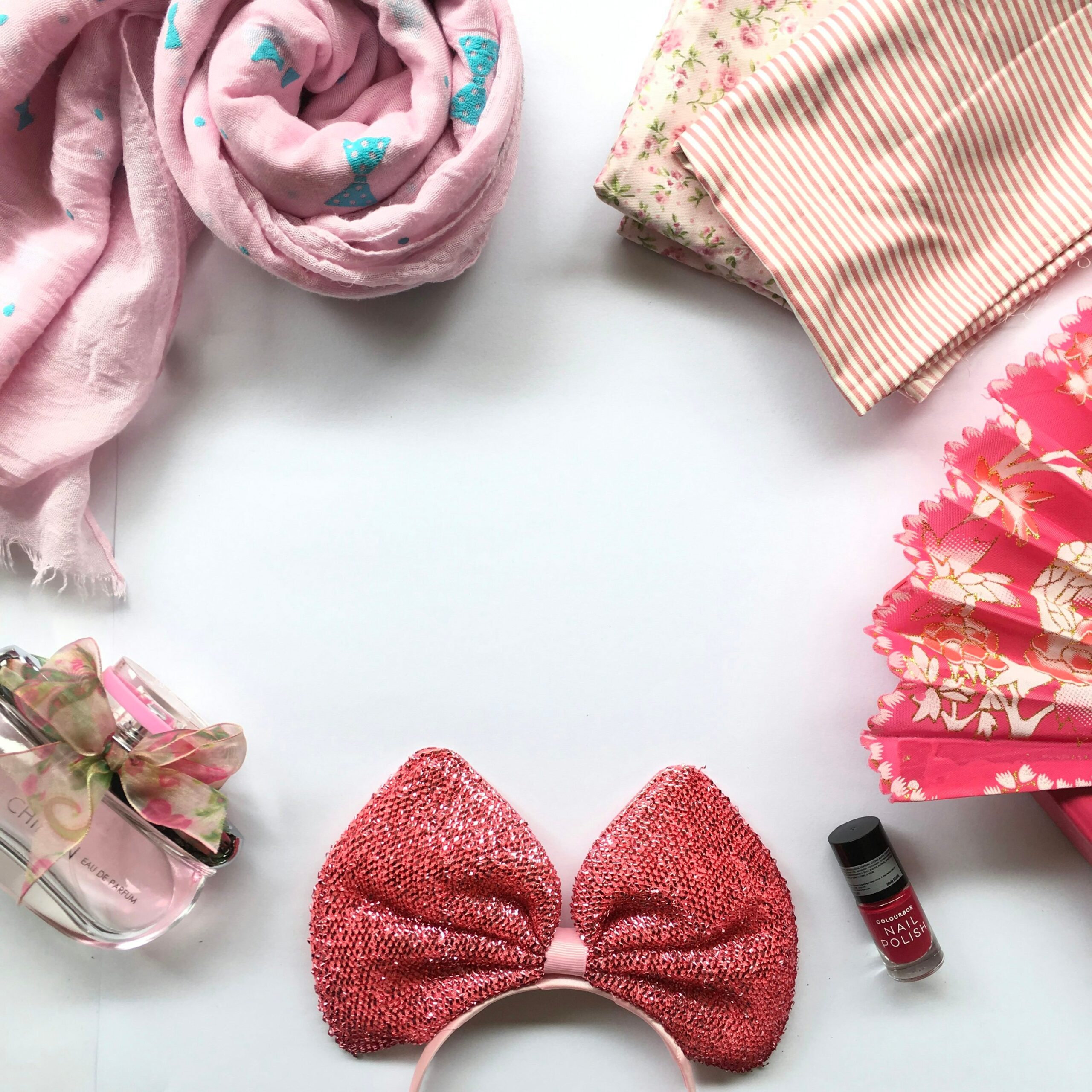 photo-1600854942113-ebbd31f7f53c